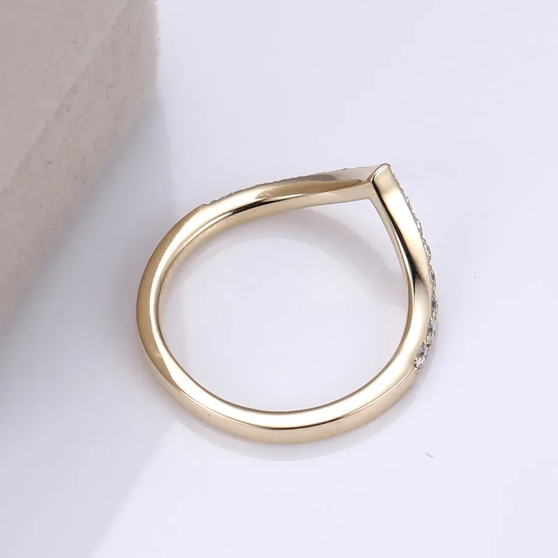 15 Stone Round Diamond Half Eternity Heart Shaped Gold Band | .3975 ct