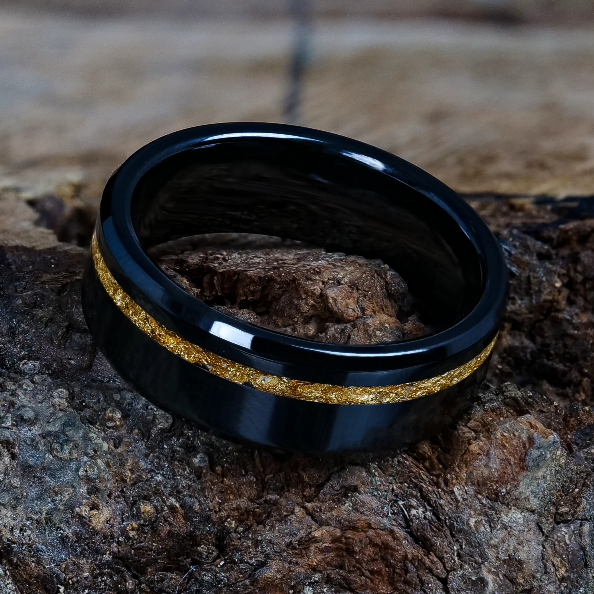 24K Gold Leaf Ring on Black Ceramic | Offset Inlay