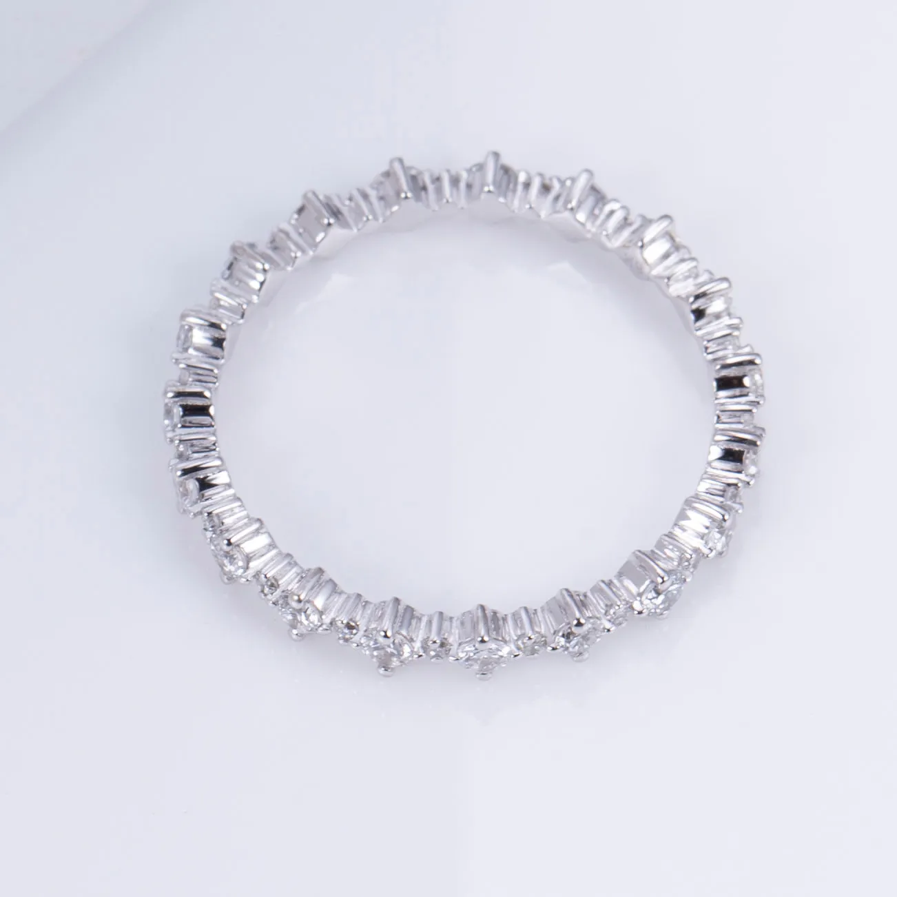 38 Stone Round Diamond Gold Band | 0.606 ct