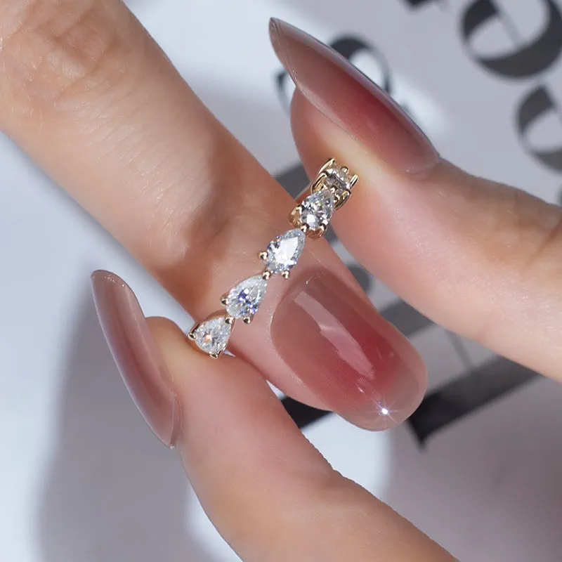 6 Stone Pear Shaped Diamond Gold Band | 1.44 ct