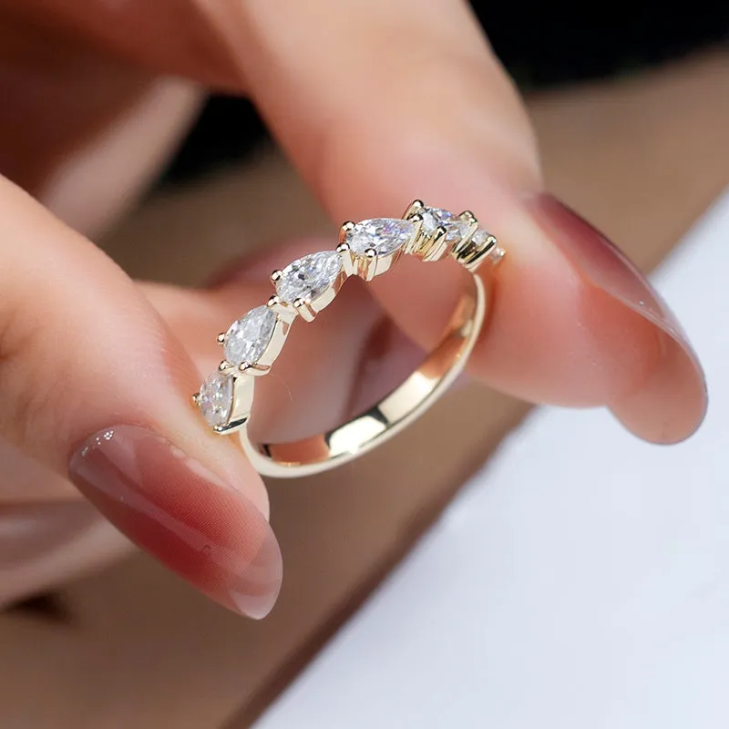 6 Stone Pear Shaped Diamond Gold Band | 1.44 ct