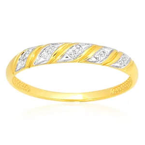 9ct Yellow Gold Diamond Ring with 10 Brilliant Diamonds Shiels
