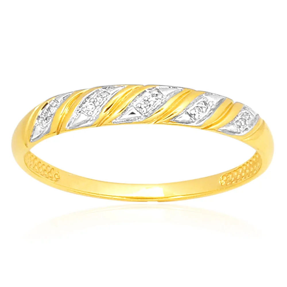9ct Yellow Gold Diamond Ring with 10 Brilliant Diamonds Shiels
