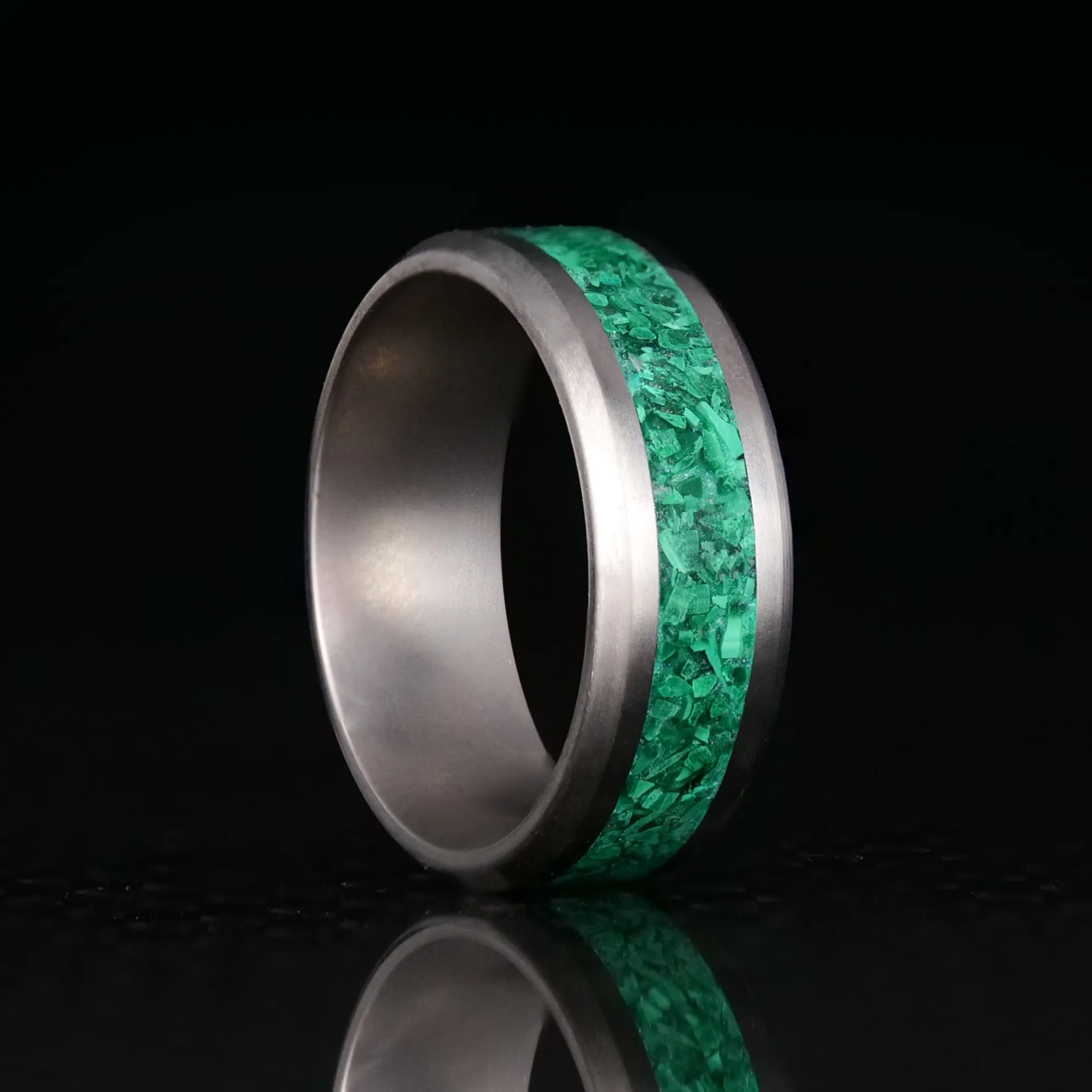 Custom Glowstone Ring | Pure Inlay Band