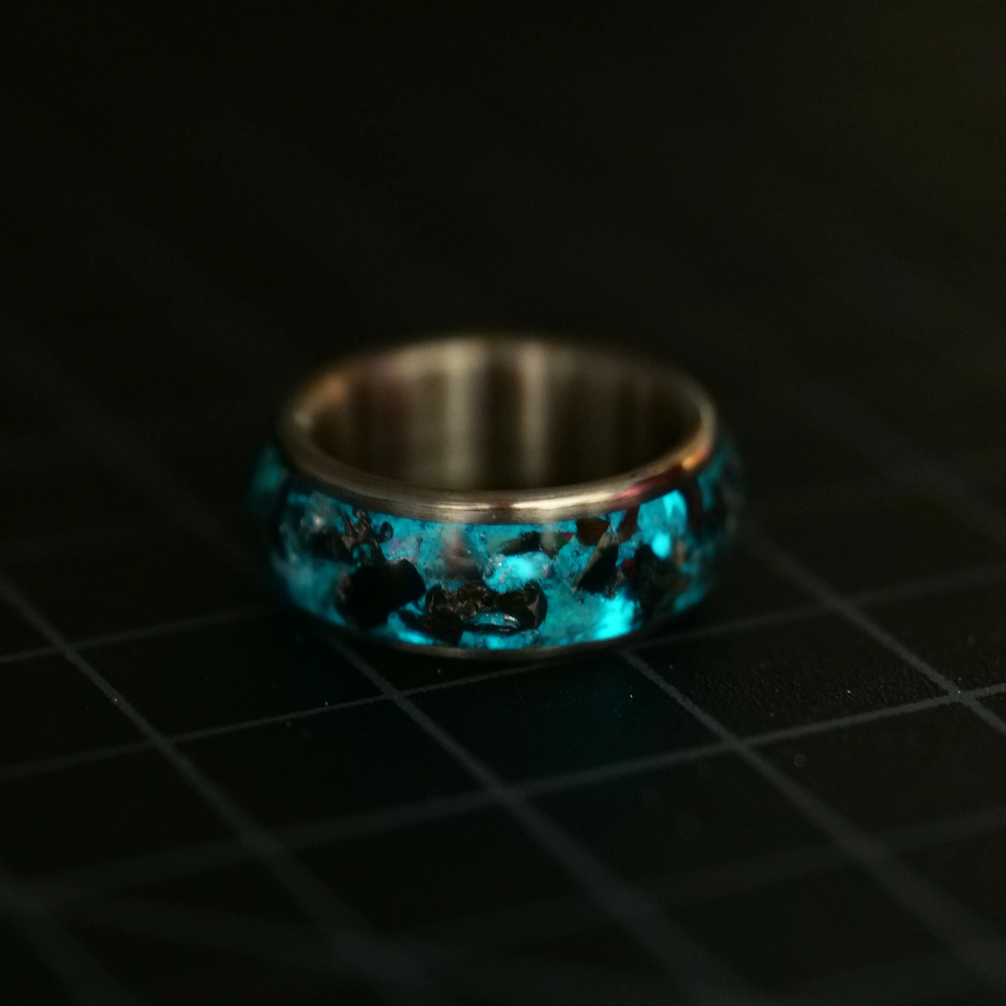 Custom Halo Glowstone Ring on Titanium