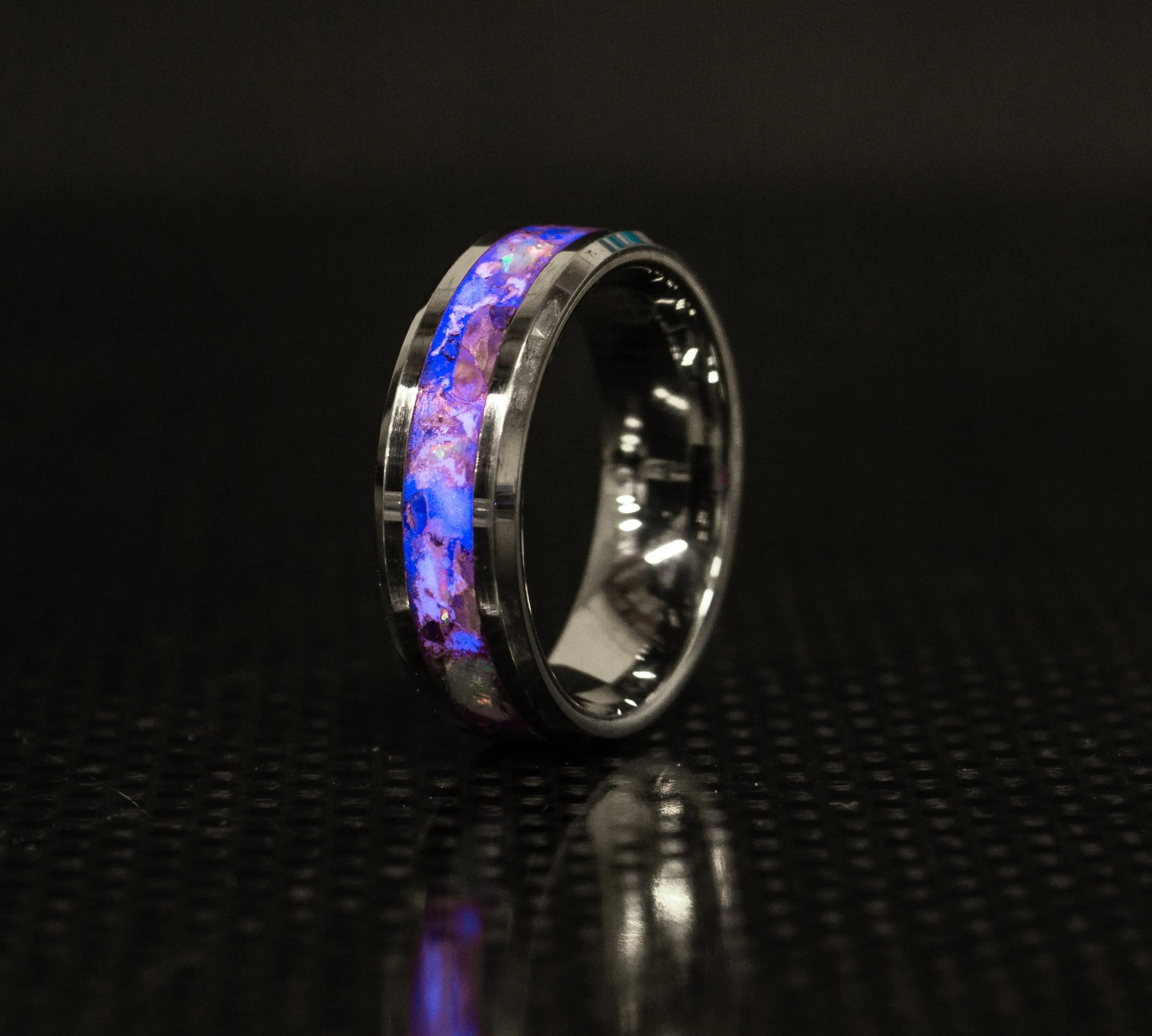 Custom Tungsten Glowstone Ring