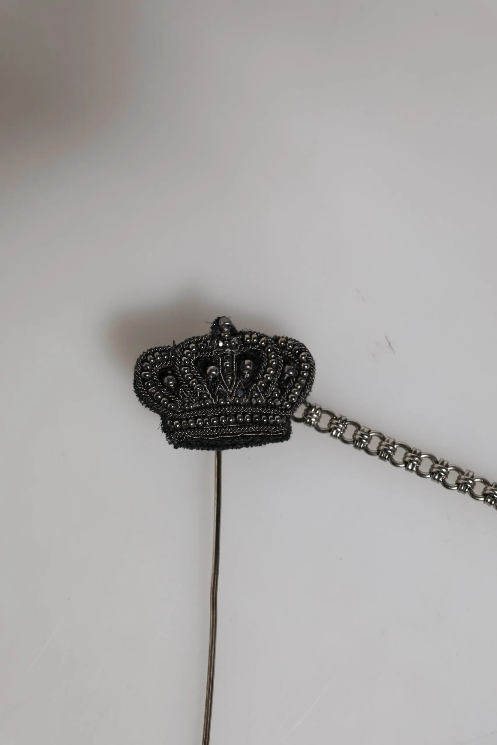 Dolce & Gabbana Tone Brass Crown Chain Women Brooch Lapel Women's Pin (Pre-Owned)