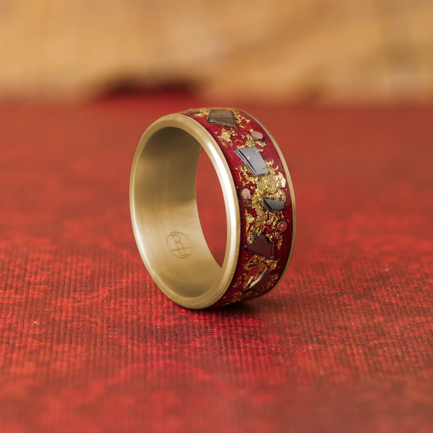 Gold Regal Halo Glowstone Ring