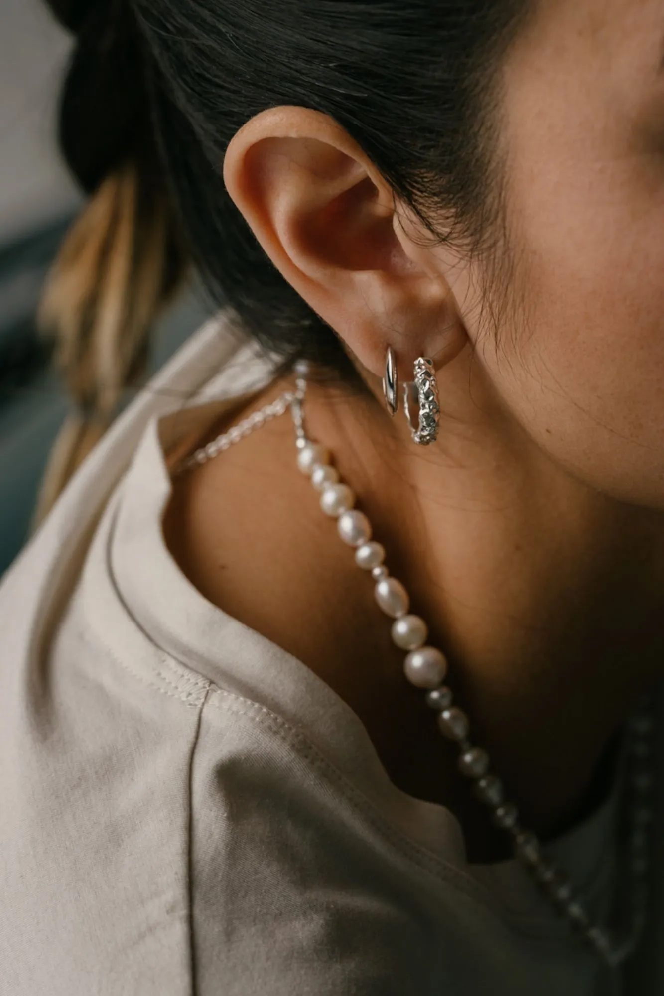 IX Crunchy Edge Silver Hoop
