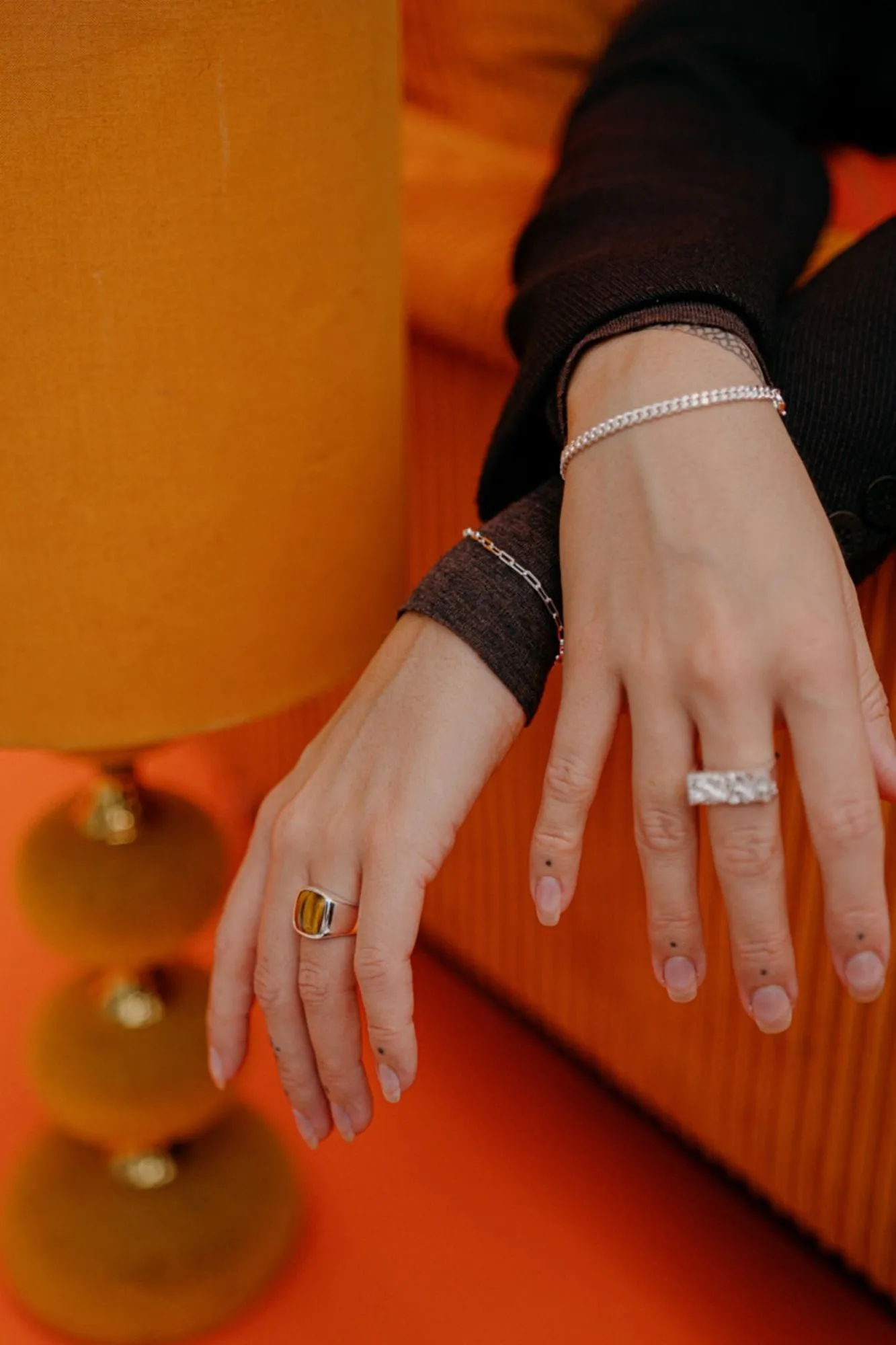 IX Cushion Signet Silver Ring w. Tiger's Eye Ring