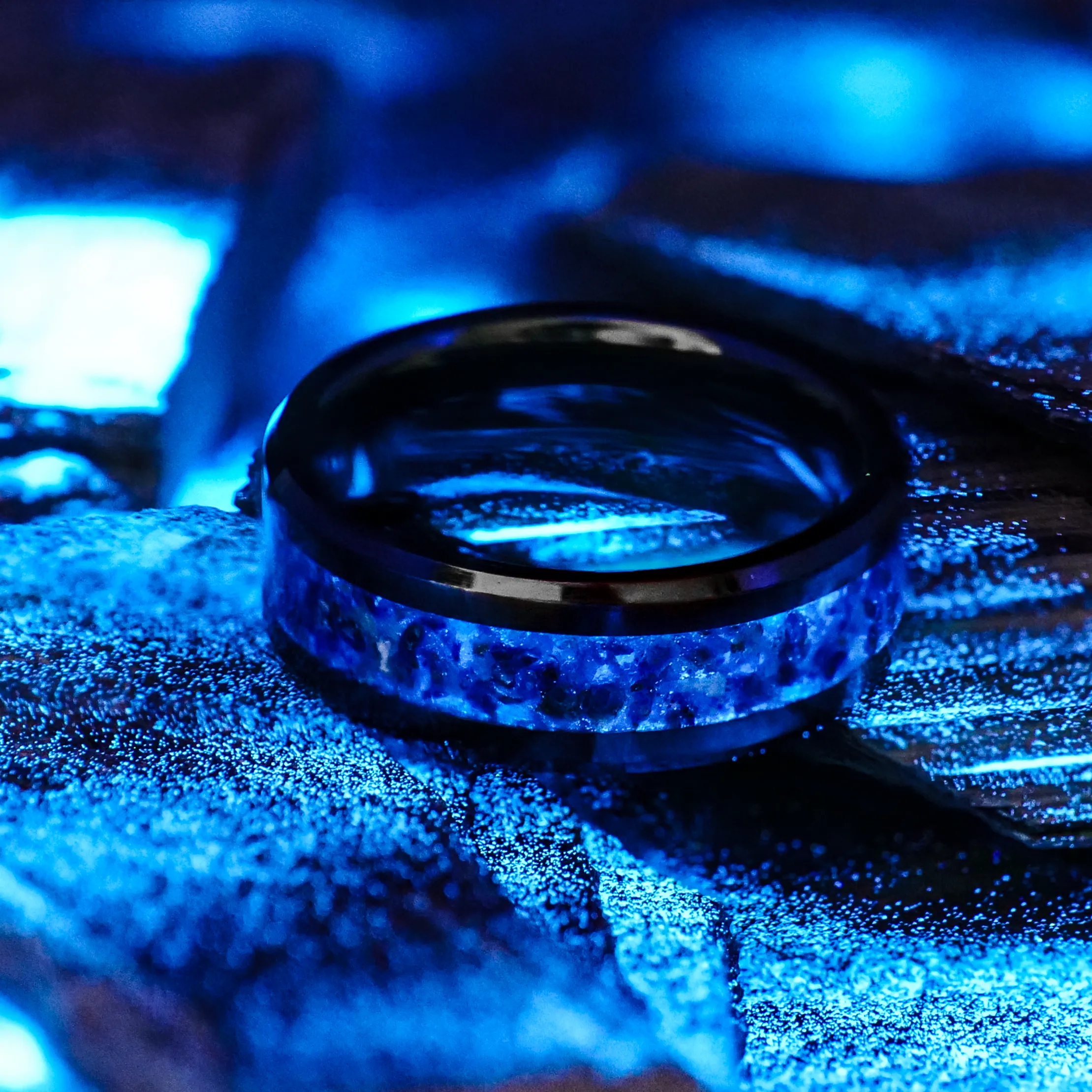Lapis Lazuli Glowstone Ring on Black Ceramic
