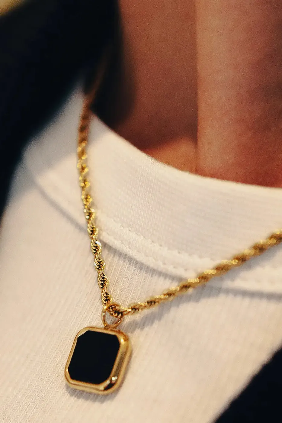 Nordic Muse Rope Chain Pendant Necklace