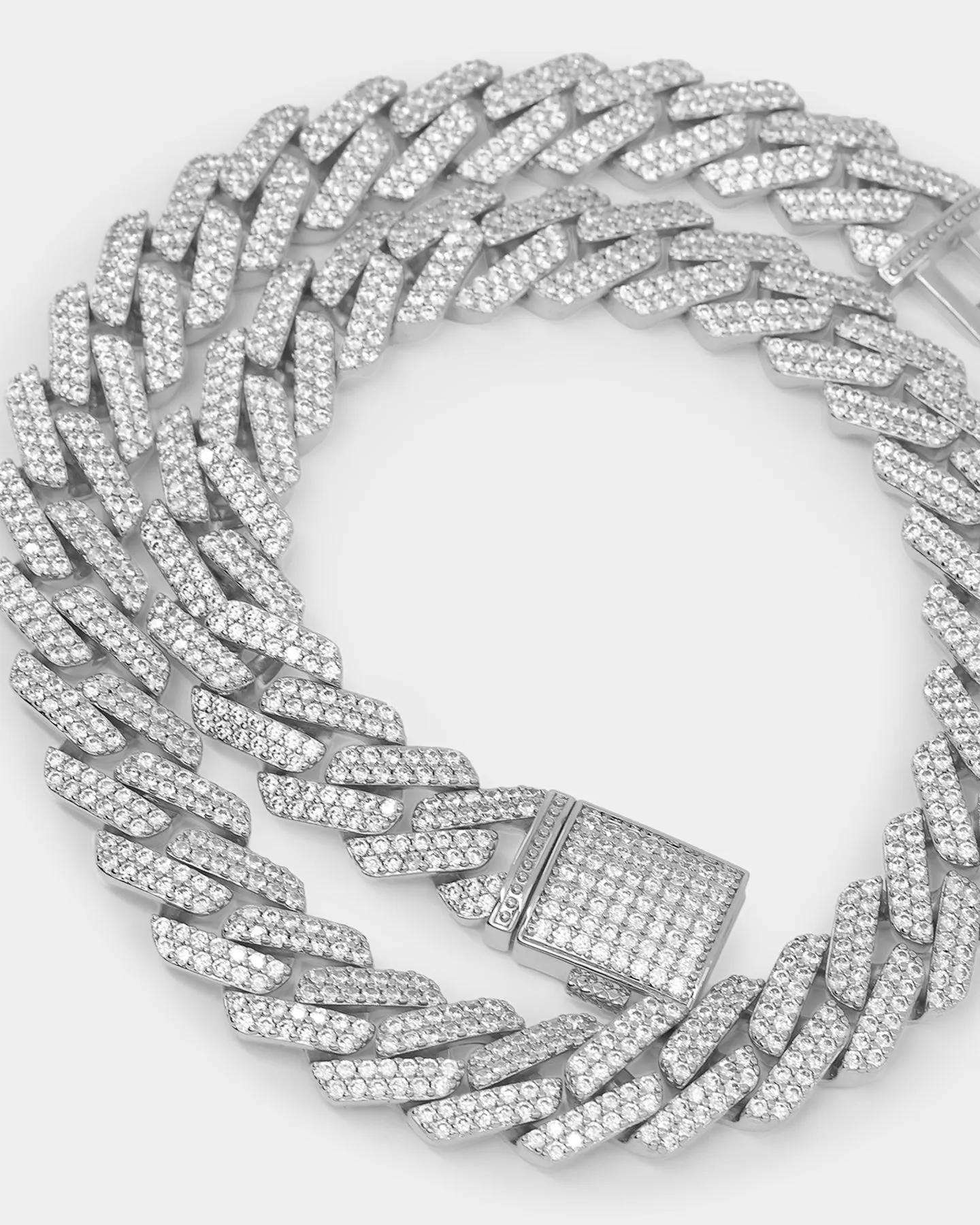 Saint Morta 18" Interlink Necklace Iced White Gold