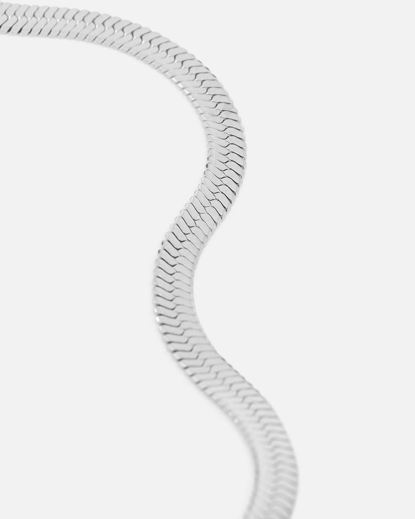 Saint Morta Herringbone Necklace White Gold