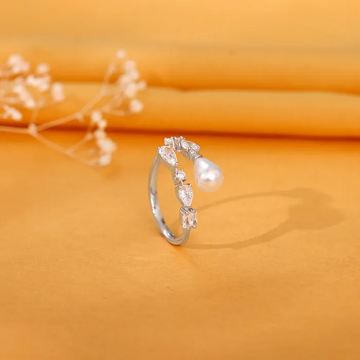 Silver Glamour Glow Ring Giva