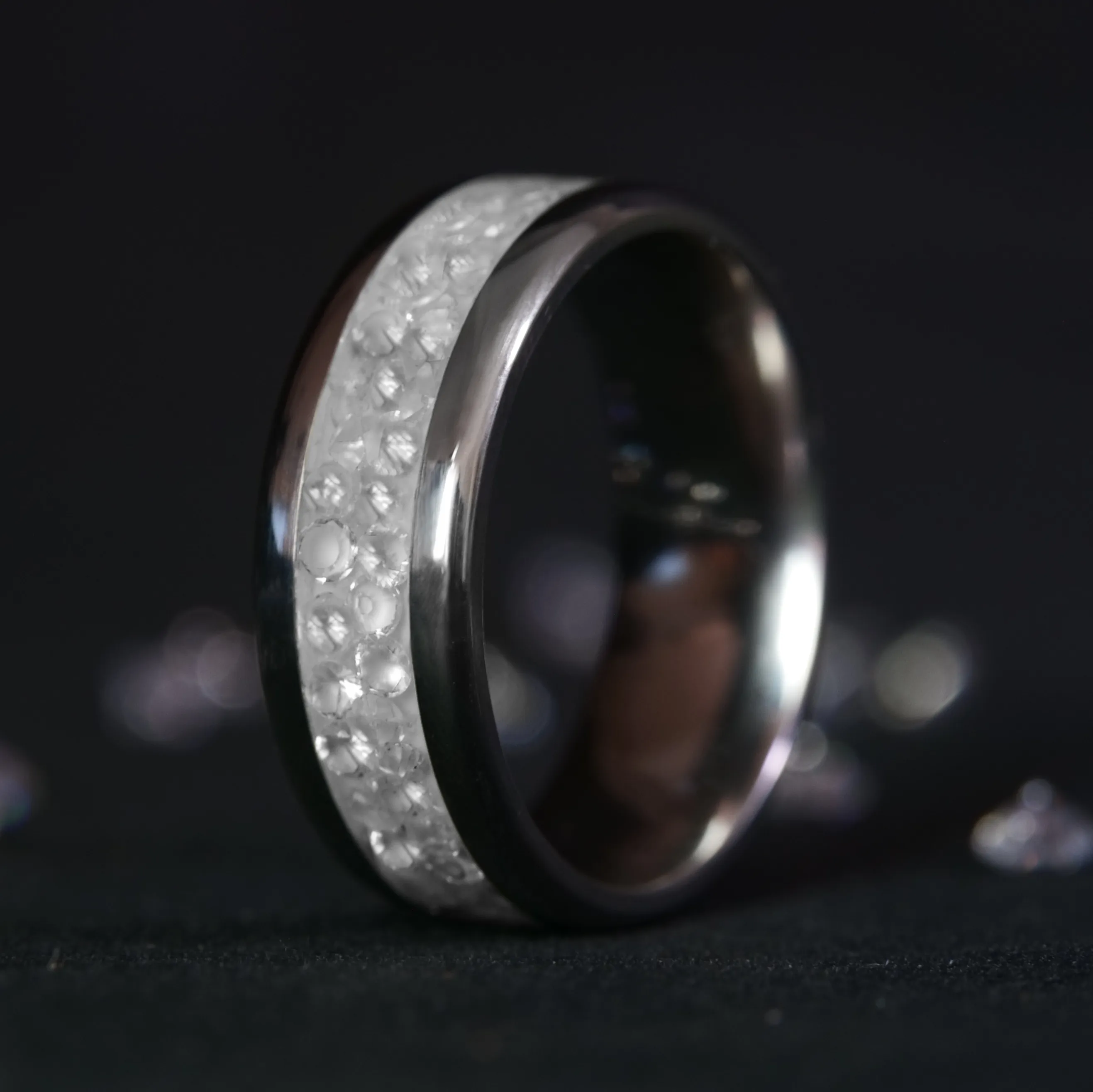 Solid Diamond Glowstone Ring