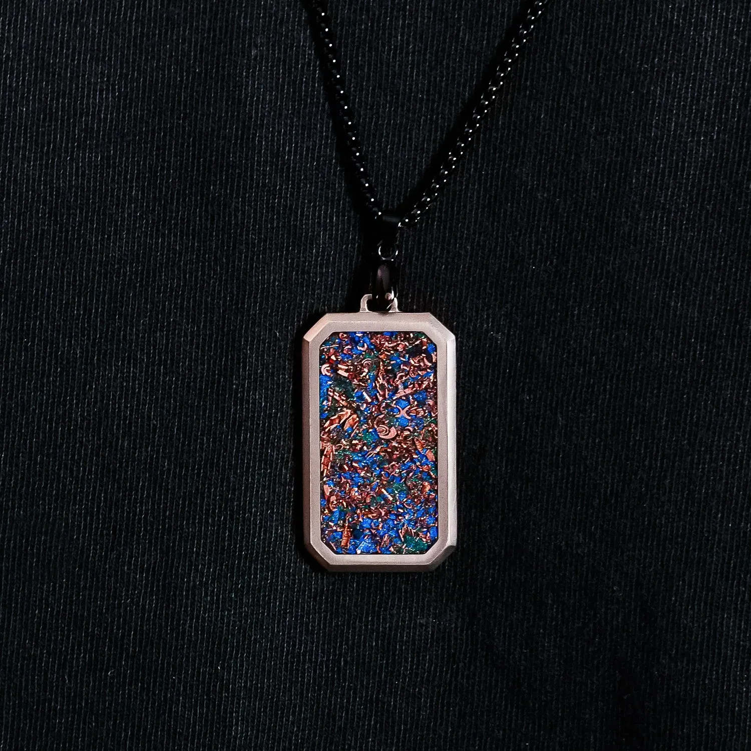 Sunken Artifact Glowstone Pendant