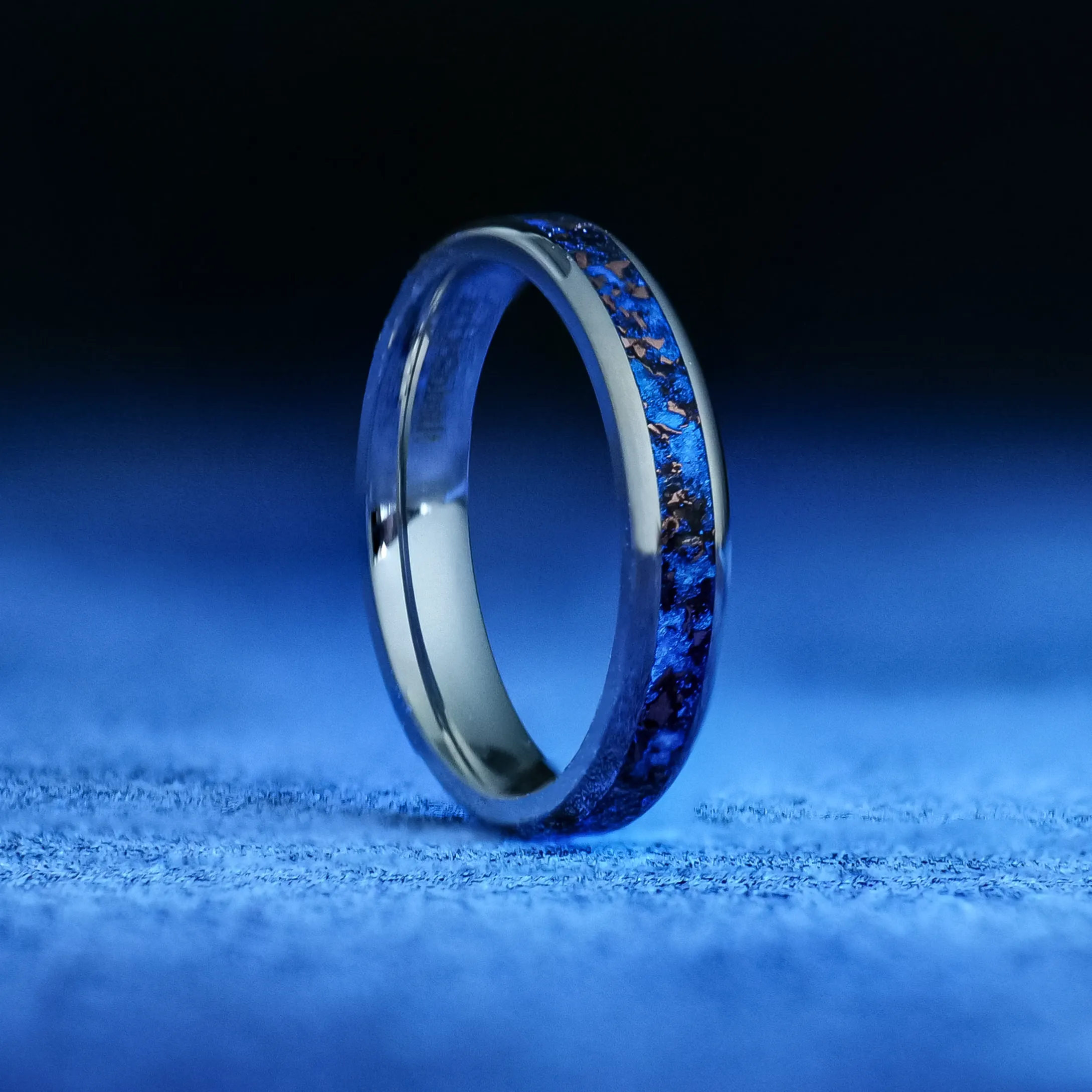Sunken Artifact Glowstone Stackable Ring