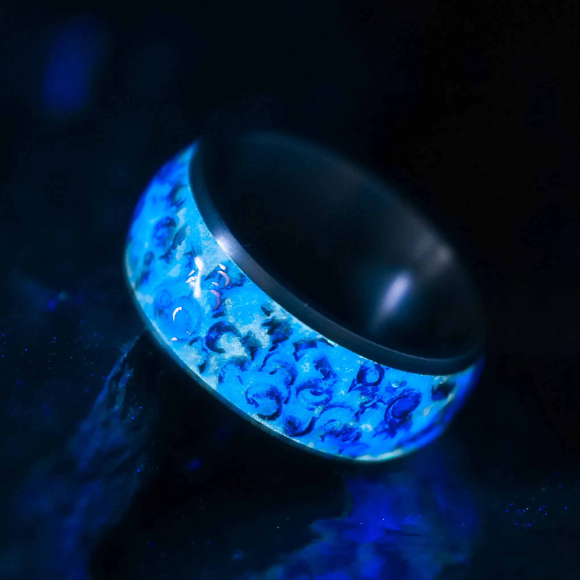 Sunken Artifact Halo Ring on Titanium