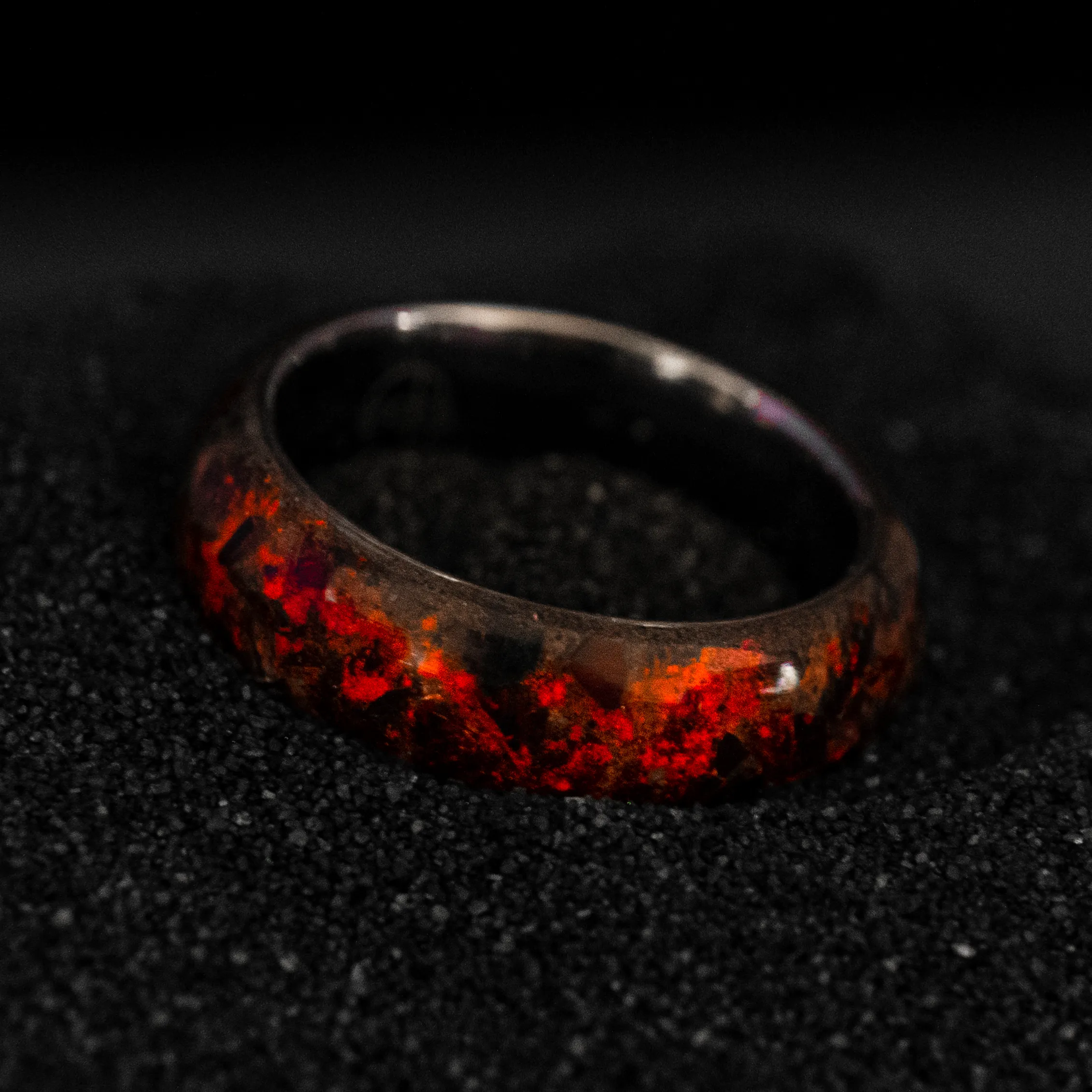 The Void | Boundless Tungsten Glowstone Ring