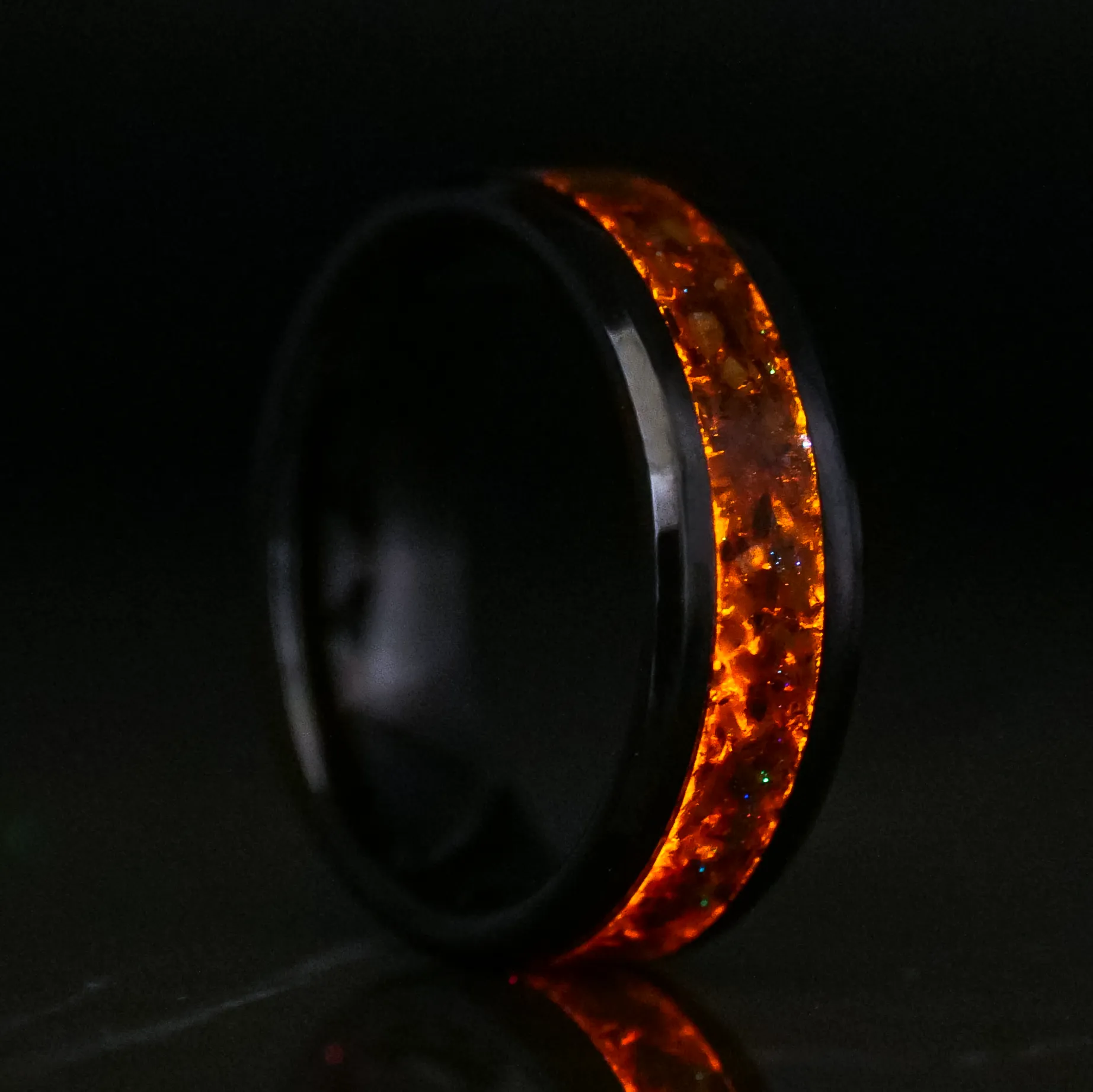 Tiger's Eye Glowstone Ring on Black Ceramic