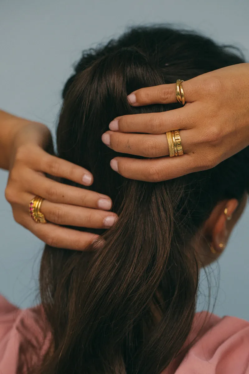 Trinity pinky ring gold plated Wildthings Collectables